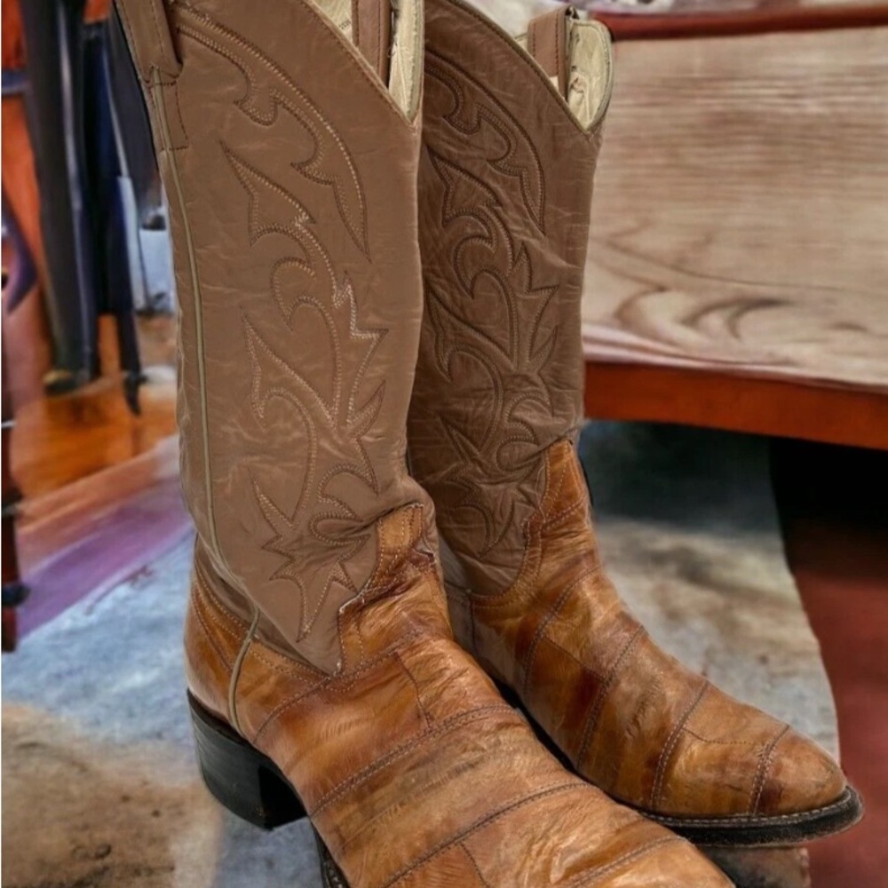 Larry Mahan Tan and Brown exotic Western Boots eel skin women’s 8d
